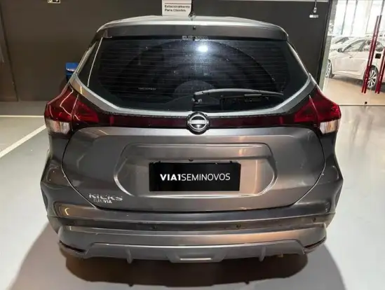 NISSAN-KICKS-2023