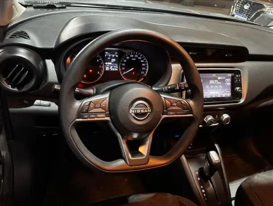 NISSAN-KICKS-2023