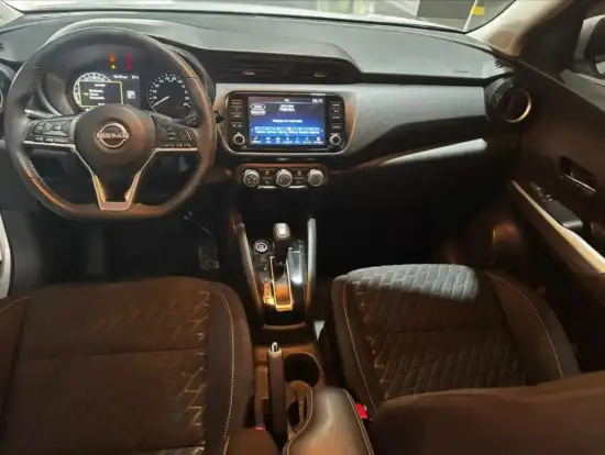 NISSAN-KICKS-2022