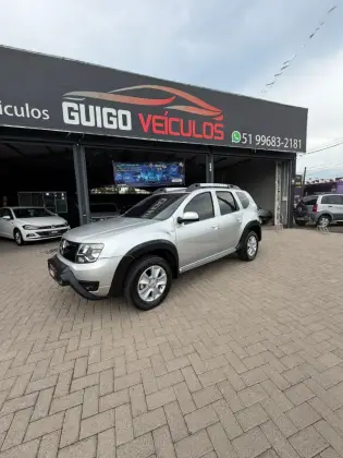 RENAULT DUSTER 2.0 DYNAMIQUE 4X2 16V FLEX 4P AUTOMÁTICO