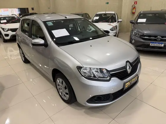 RENAULT SANDERO 1.0 EXPRESSION 16V FLEX 4P MANUAL RENAULT SANDERO 1.0 EXPRESSION 16V FLEX 4P MANUAL