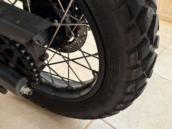 ROYAL ENFIELD-HIMALAYAN ROYAL ENFIELD-HIMALAYAN-2020