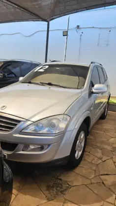 SSANGYONG KYRON 2.0 GL 200KY 4X4 16V TURBO DIESEL 4P AUTOMÁTICO