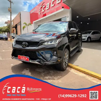 TOYOTA HILUX SW4 2.8 D-4D TURBO DIESEL DIAMOND 7L 4X4 AUTOMÁTICO