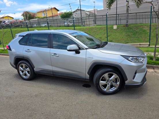 TOYOTA-RAV4-2019