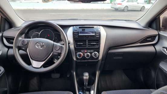 TOYOTA-YARIS-2018