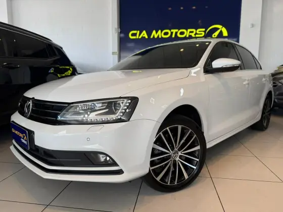 VOLKSWAGEN JETTA 2.0 TSI HIGHLINE 211CV GASOLINA 4P TIPTRONIC