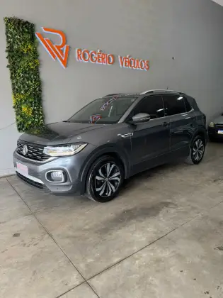 VOLKSWAGEN T-CROSS 1.4 250 TSI TOTAL FLEX HIGHLINE AUTOMÁTICO