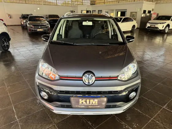 VOLKSWAGEN UP 1.0 170 TSI TOTAL FLEX XTREME 4P MANUAL