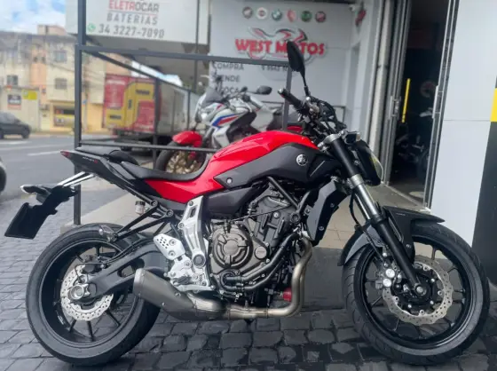YAMAHA MT-07 ABS 