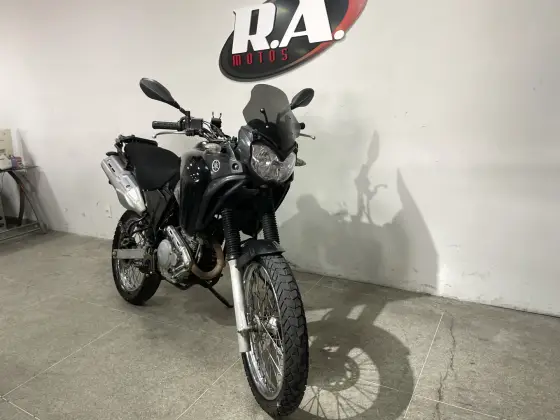 YAMAHA XTZ 250 TÉNÉRÉ 