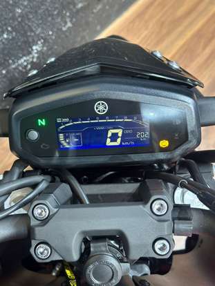YAMAHA-FZ15 FAZER CONNECTED ABS-2025