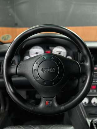 AUDI-RS2-1995