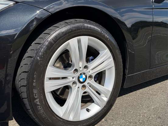 BMW-320i-2.0 SPORT GP 16V TURBO ACTIVE FLEX 4P AUTOMÁTICO BMW-320i-2013