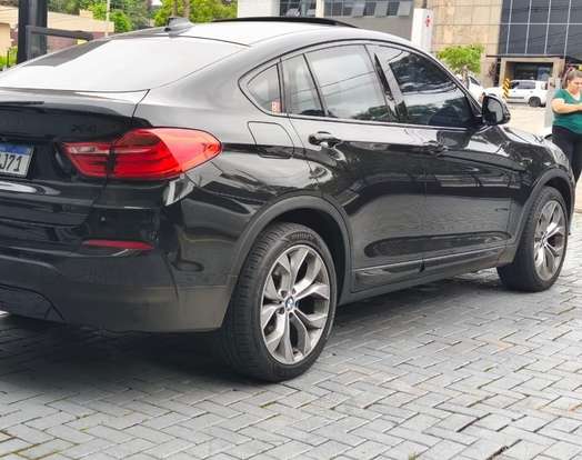 BMW-X4-2016