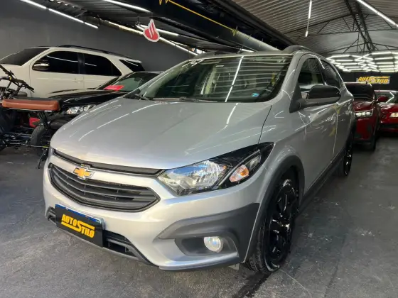 CHEVROLET ONIX 1.4 MPFI ACTIV 8V FLEX 4P AUTOMÁTICO CHEVROLET ONIX 1.4 MPFI ACTIV 8V FLEX 4P AUTOMÁTICO