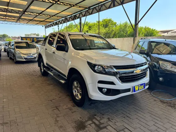 CHEVROLET S10 2.5 ADVANTAGE 4X2 CD 16V FLEX 4P MANUAL