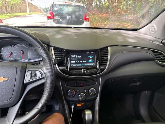 CHEVROLET-TRACKER-2018