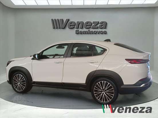 FIAT-FASTBACK-2023