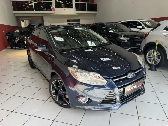 FORD FOCUS 2.0 TITANIUM SEDAN 16V FLEX 4P POWERSHIFT