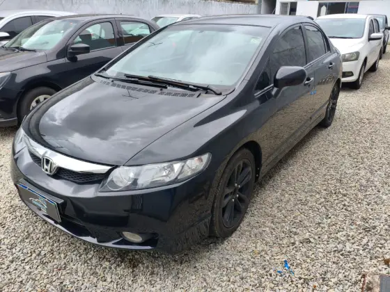HONDA CIVIC 1.8 LXS 16V GASOLINA 4P AUTOMÁTICO