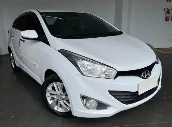 HYUNDAI HB20S 1.6 PREMIUM 16V FLEX 4P AUTOMÁTICO HYUNDAI HB20S 1.6 PREMIUM 16V FLEX 4P AUTOMÁTICO