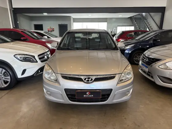 HYUNDAI I30 2.0 MPI 16V GASOLINA 4P MANUAL