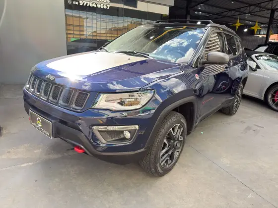 JEEP COMPASS 2.0 16V DIESEL TRAILHAWK 4X4 AUTOMÁTICO JEEP COMPASS 2.0 16V DIESEL TRAILHAWK 4X4 AUTOMÁTICO