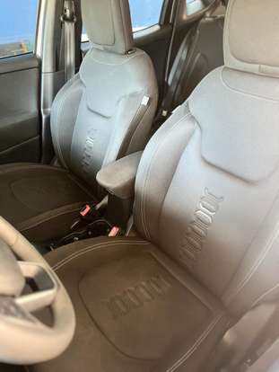 JEEP-RENEGADE-2023
