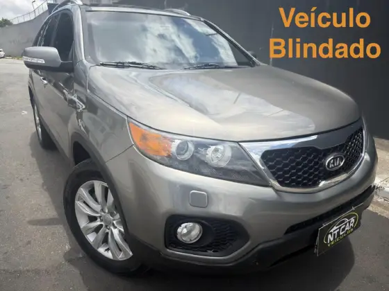 KIA SORENTO 3.5 V6 GASOLINA EX 7L AUTOMATICO KIA SORENTO 3.5 V6 GASOLINA EX 7L AUTOMATICO