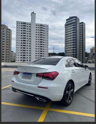 MERCEDES-BENZ-A 200-2021
