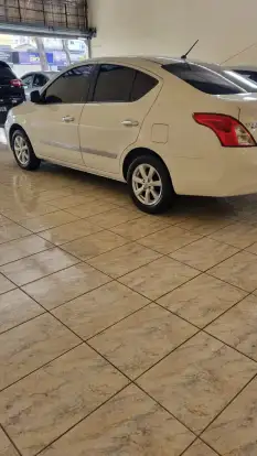 NISSAN-VERSA-2014