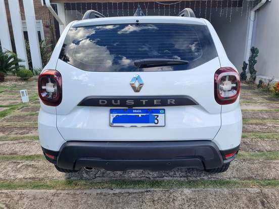 RENAULT-DUSTER-2023