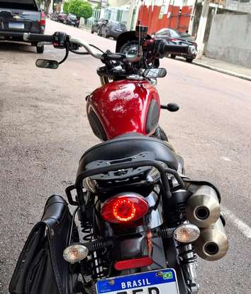 TRIUMPH-STREET SCRAMBLER-2020