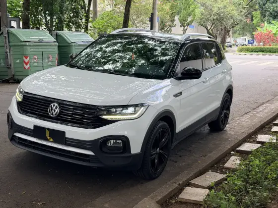 VOLKSWAGEN T-CROSS 1.4 250 TSI TOTAL FLEX HIGHLINE AUTOMÁTICO