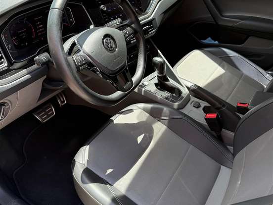 VOLKSWAGEN-POLO-1.0 200 TSI HIGHLINE AUTOMÁTICO VOLKSWAGEN-POLO-2019