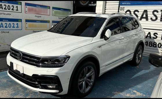 VOLKSWAGEN TIGUAN 2.0 350 TSI GASOLINA ALLSPACE R-LINE 4MOTION DSG
