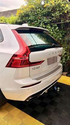 VOLVO-XC60-2.0 T8 HYBRID R-DESIGN AWD GEARTRONIC VOLVO-XC60-2019