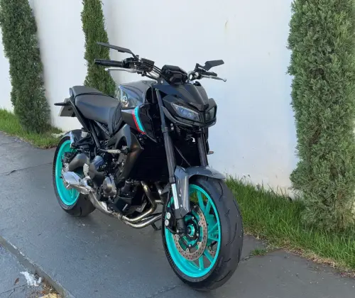 YAMAHA MT-09 