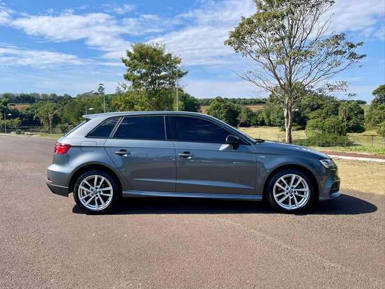 AUDI-A3-2020