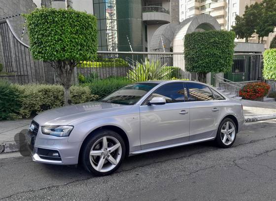 AUDI A4 1.8 TFSI ATTRACTION GASOLINA 4P MULTITRONIC