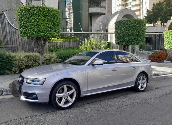 AUDI-A4-2015