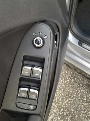 AUDI-A4-2015