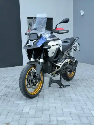 BMW R 1300 GS ADVENTURE TROPHY 