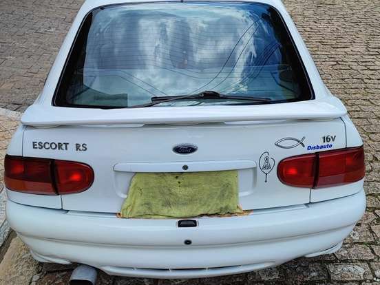 FORD-ESCORT-1.8 MPI RS 16V GASOLINA 2P MANUAL FORD-ESCORT-1998
