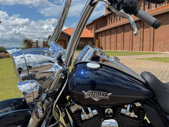 HARLEY-DAVIDSON-ROAD KING CLASSIC HARLEY-DAVIDSON-ROAD KING CLASSIC-2012