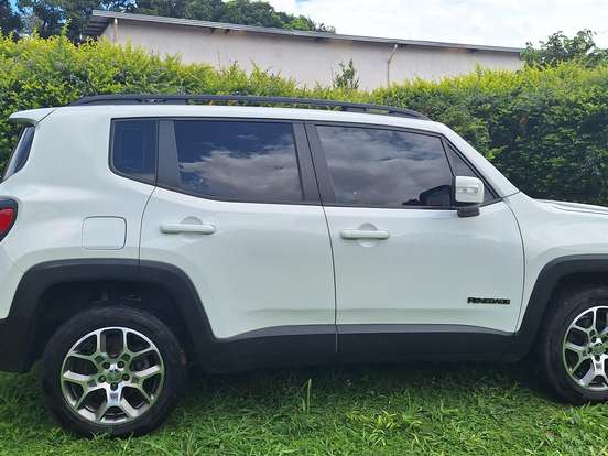 JEEP-RENEGADE-2.0 16V TURBO DIESEL LONGITUDE 4P 4X4 AUTOMÁTICO JEEP-RENEGADE-2015
