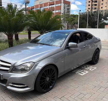 MERCEDES-BENZ C 180 1.8 CGI COUPÉ TURBO 16V GASOLINA 2P AUTOMÁTICO