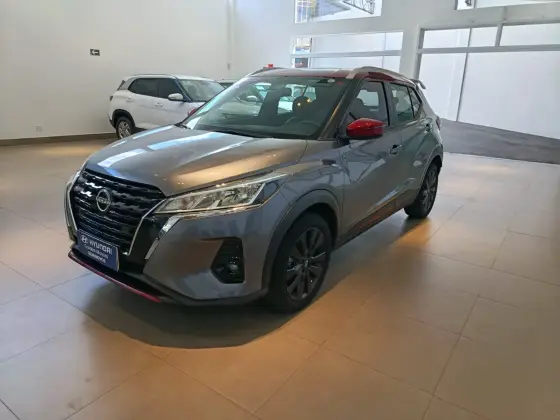 NISSAN KICKS 1.6 16V FLEXSTART XPLAY XTRONIC NISSAN KICKS 1.6 16V FLEXSTART XPLAY XTRONIC