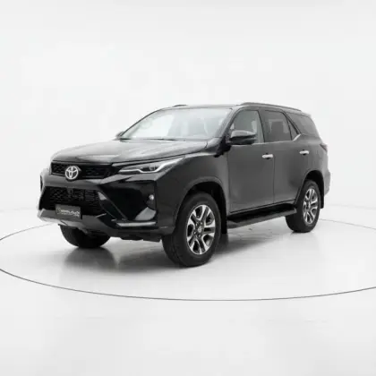 TOYOTA HILUX SW4 2.8 D-4D TURBO DIESEL SRX PLATINUM 7L 4X4 AUTOMÁTICO